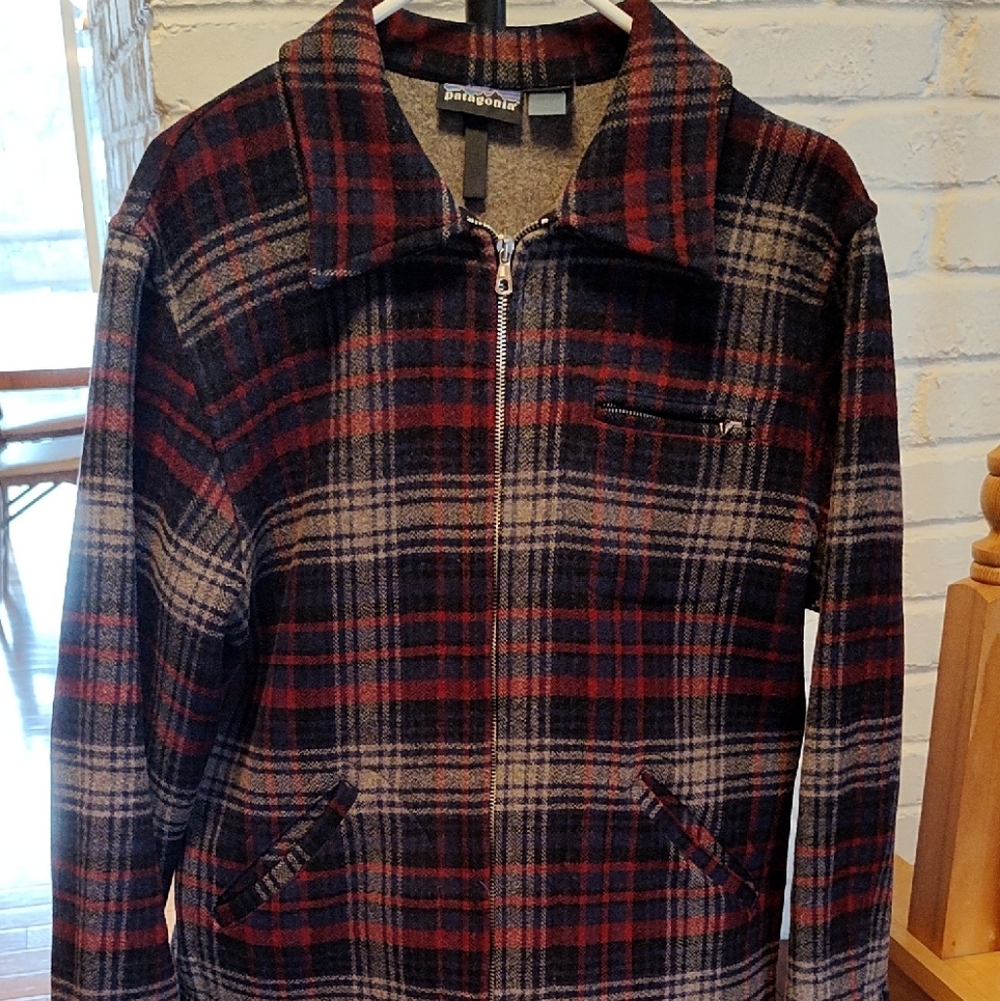 Patagonia Women's Utility Jacket - Red and Gray Plaid